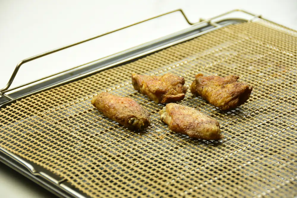 طرز تهیه مرغ بریان رژیمی با کوکینگ لاینر